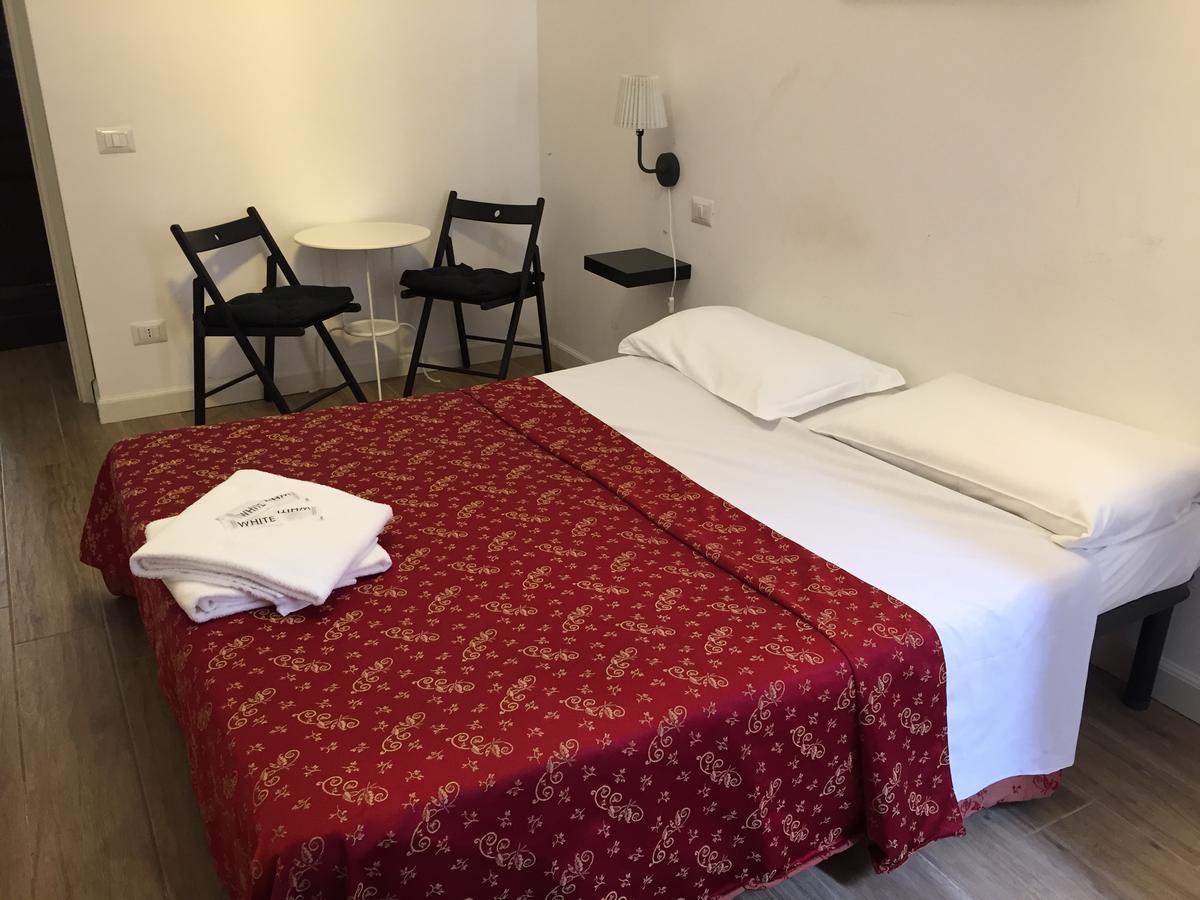 Blue Whale Bed & Breakfast Рим Екстериор снимка
