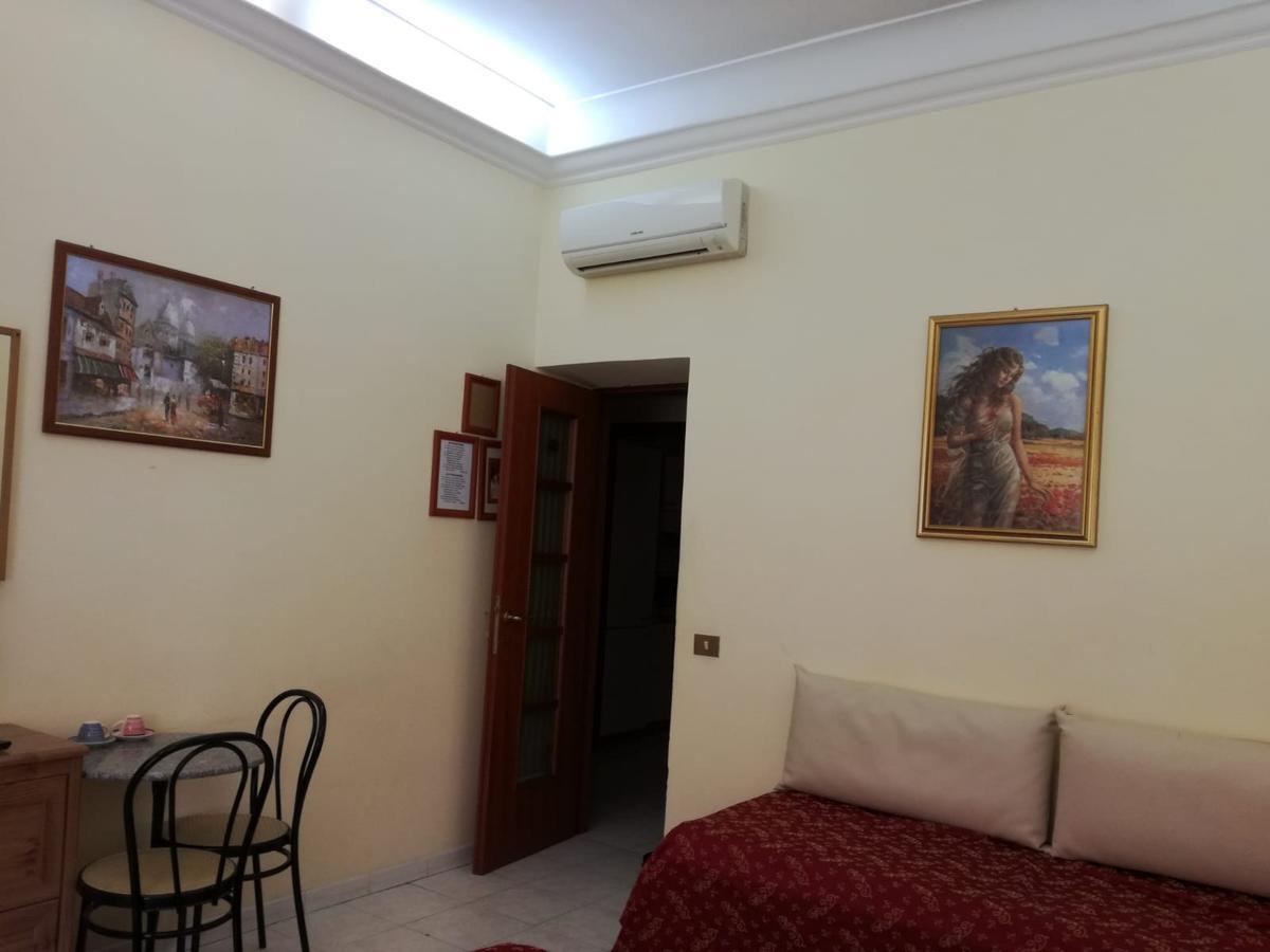 Blue Whale Bed & Breakfast Рим Екстериор снимка