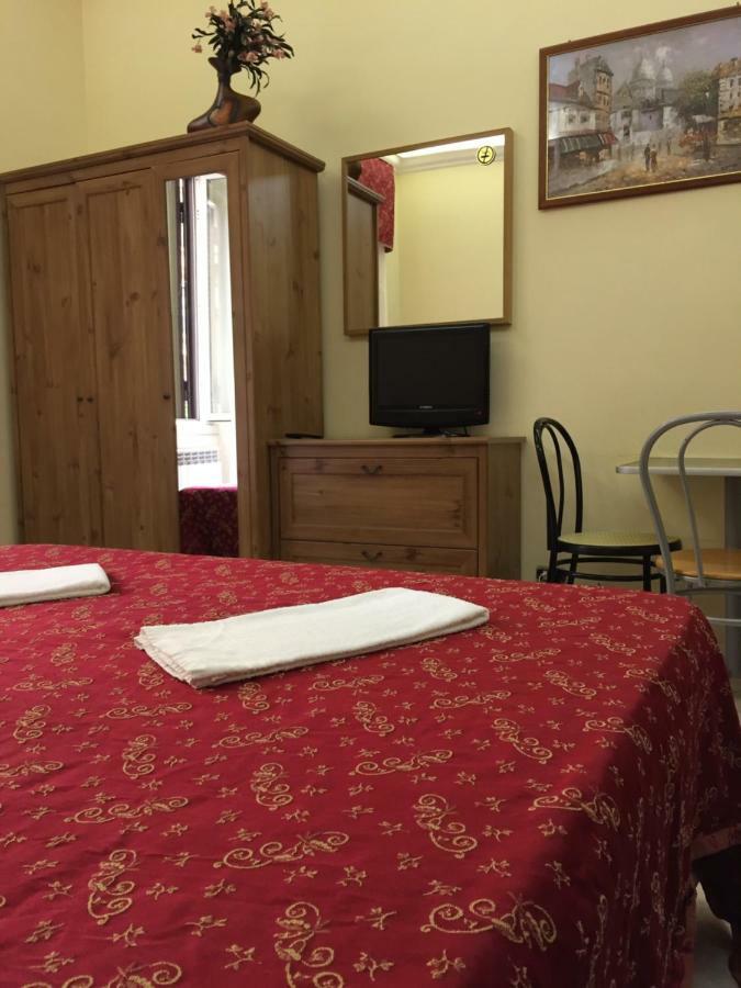 Blue Whale Bed & Breakfast Рим Екстериор снимка